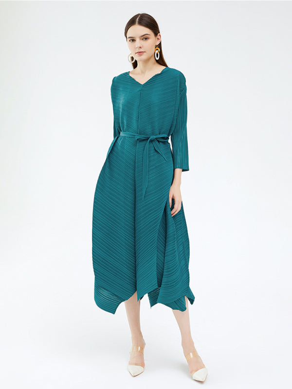 Line Midi Dress