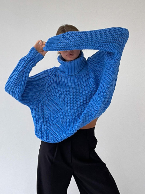 Versatile long-sleeved sweater